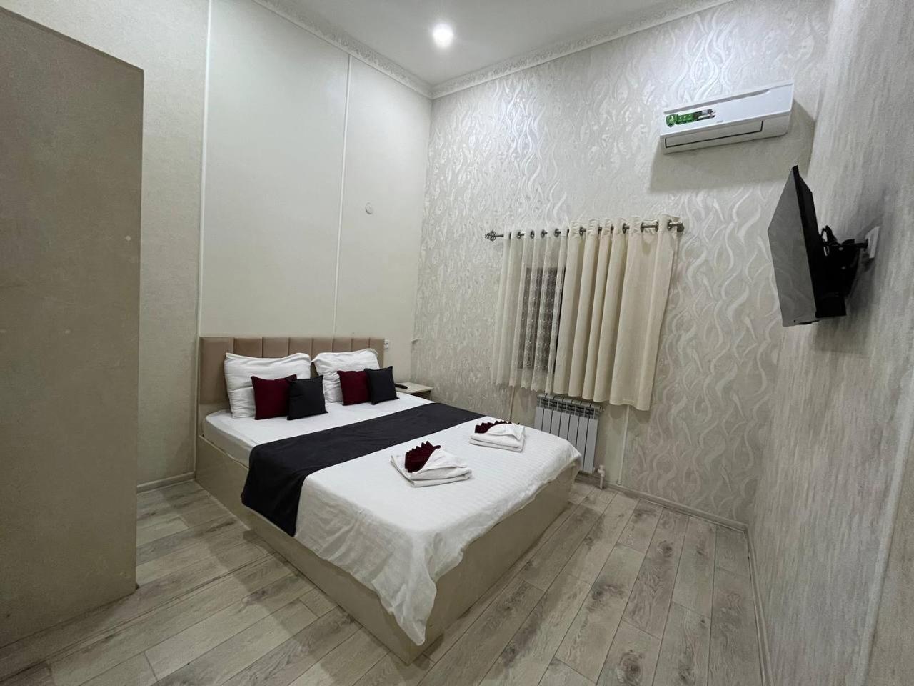 Fenix Hotel Tashkent Exterior photo